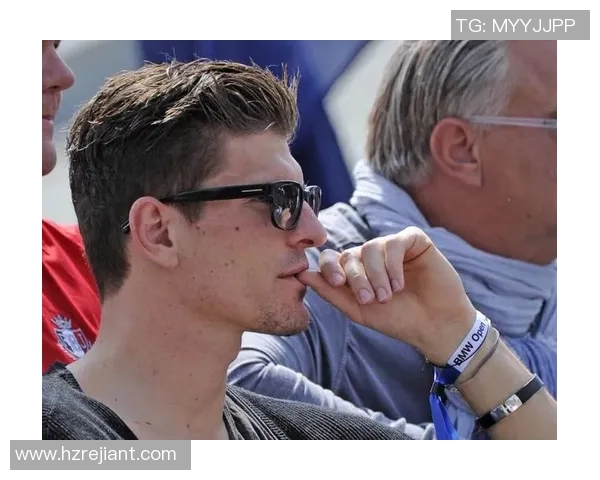 足球明星颜值大赏高清图片合集展现球场魅力与风采